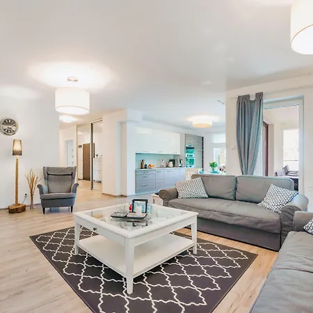 Apartment Polanki Z Sauna, Sun & Snow *