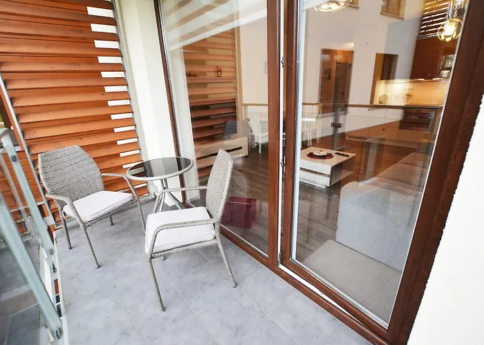 Apartment Polanki Z Sauna, Sun & Snow *